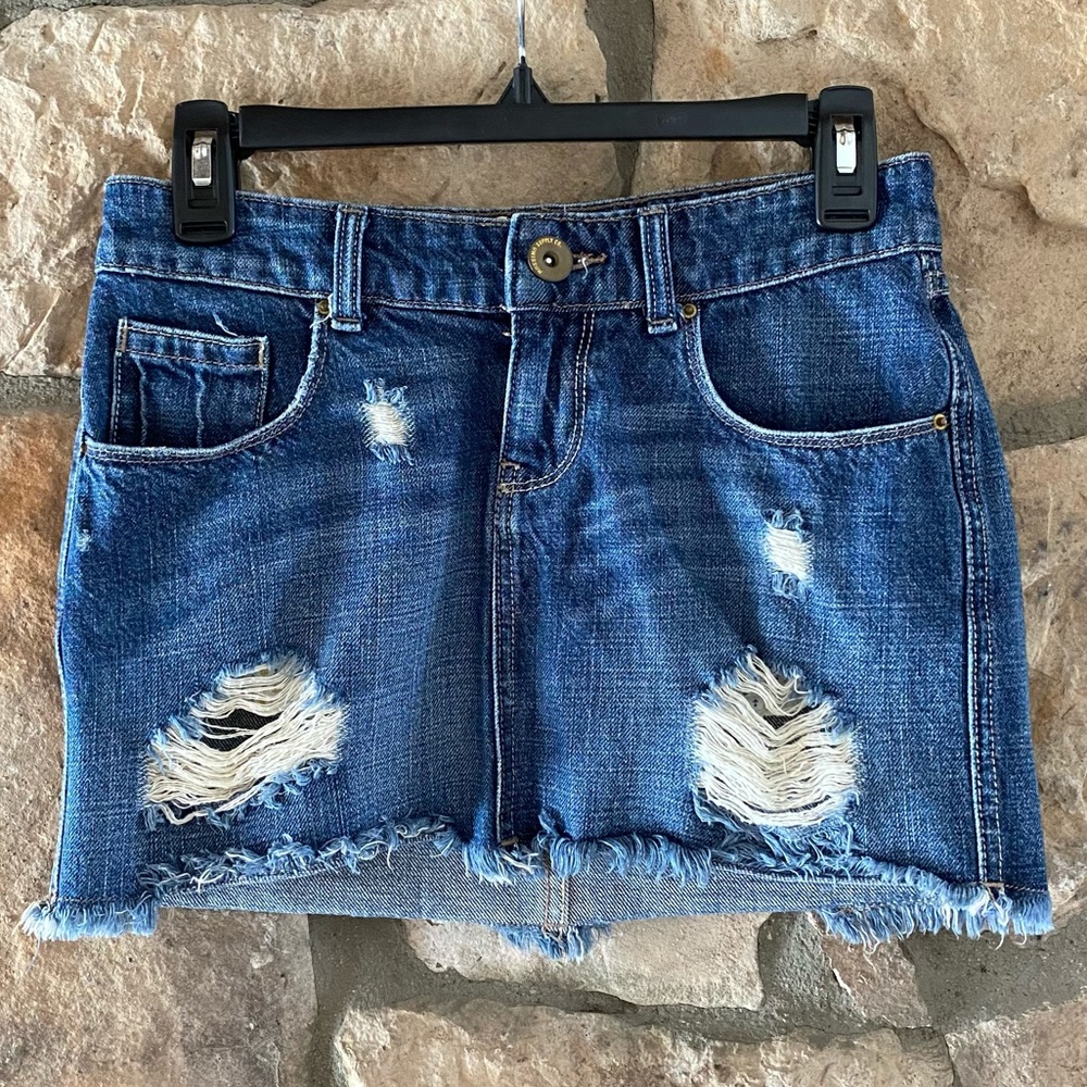 Mossimo: Distressed Jean Mini Skirt